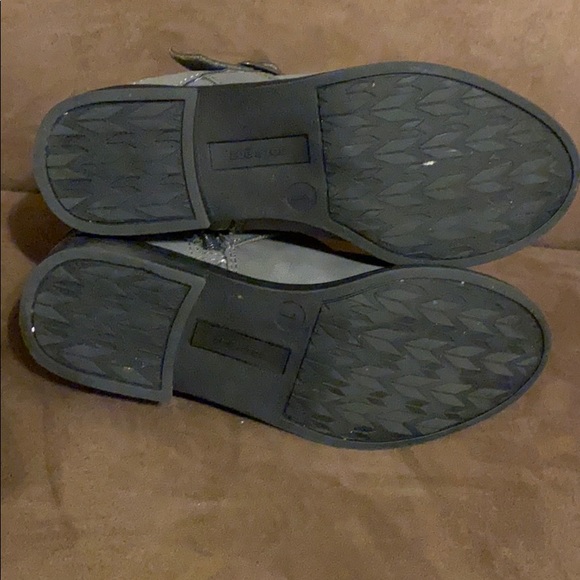 Girls stylish ankle booties - Picture 2 of 3